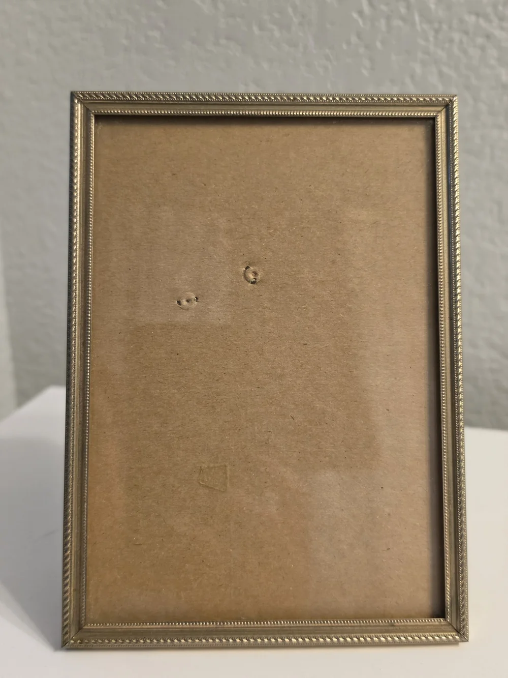 Classic Vintage Gold Photo Frame - Elegant Home Accent
